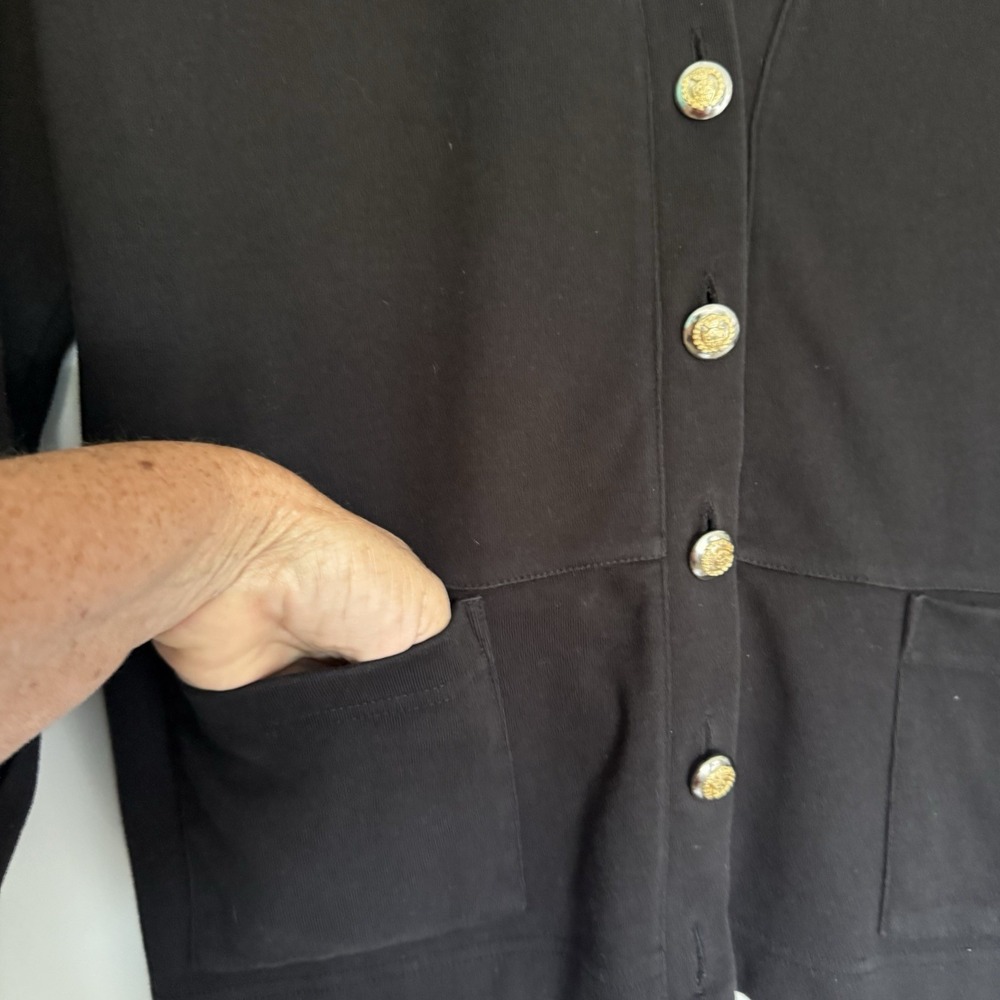 Talbots Vintage Black Knit Cardigan Jacket Gold Crest Buttons Pocket Large 90s - Picture 4 of 7